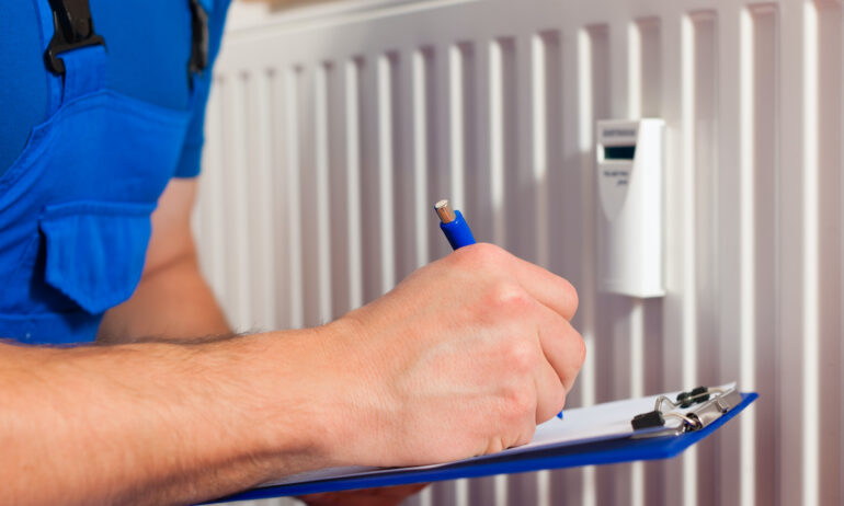 10 Ways to Reduce Your Heating Bill This Winter